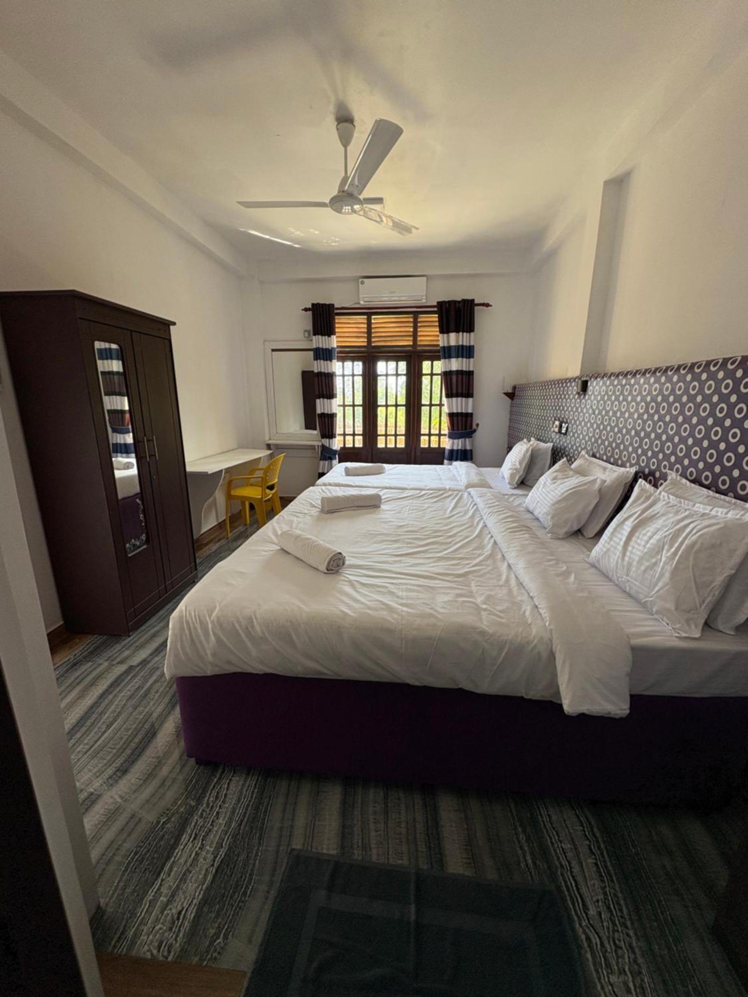 Wake N Flow, Weligama Exterior foto