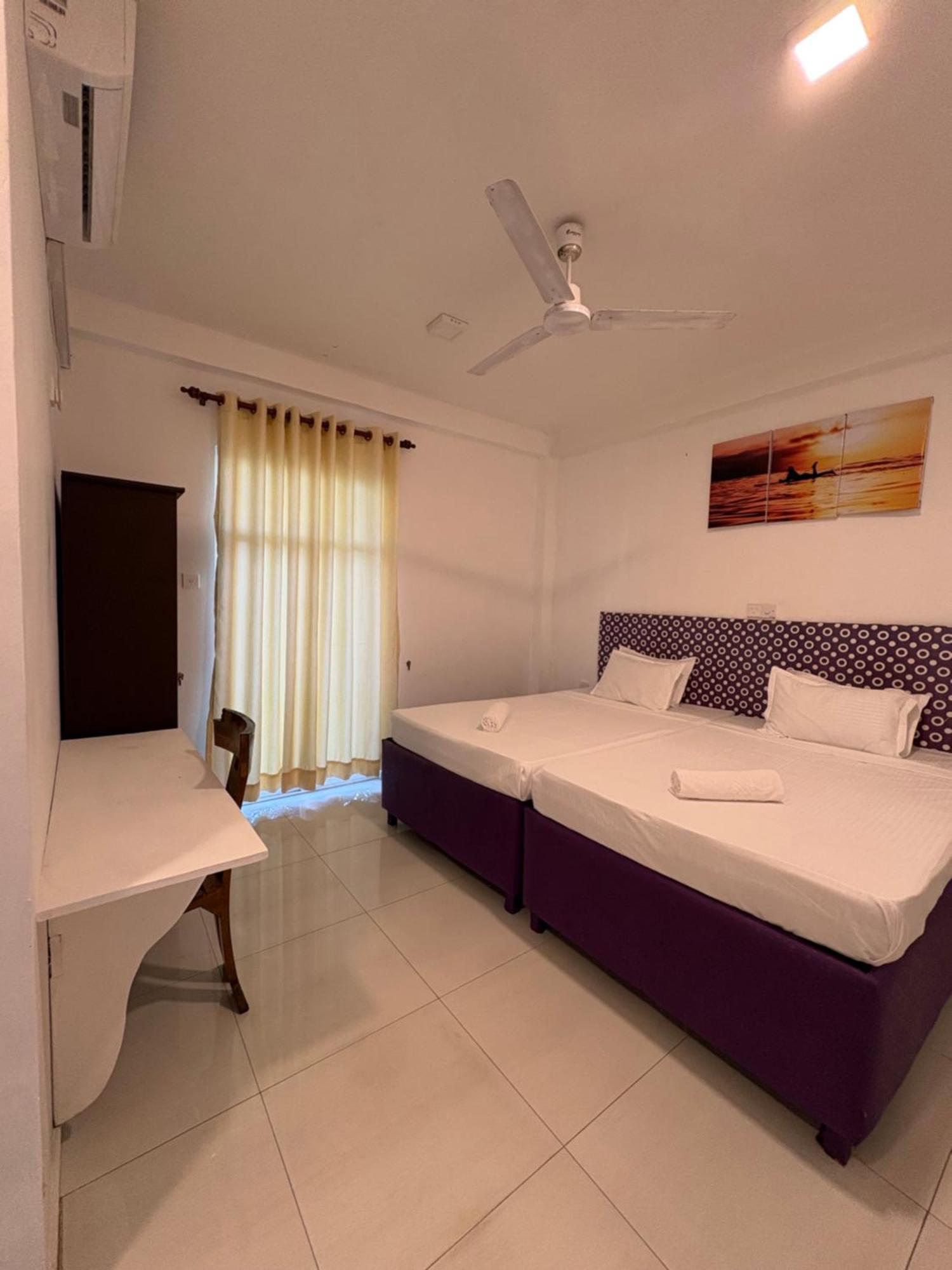 Wake N Flow, Weligama Exterior foto